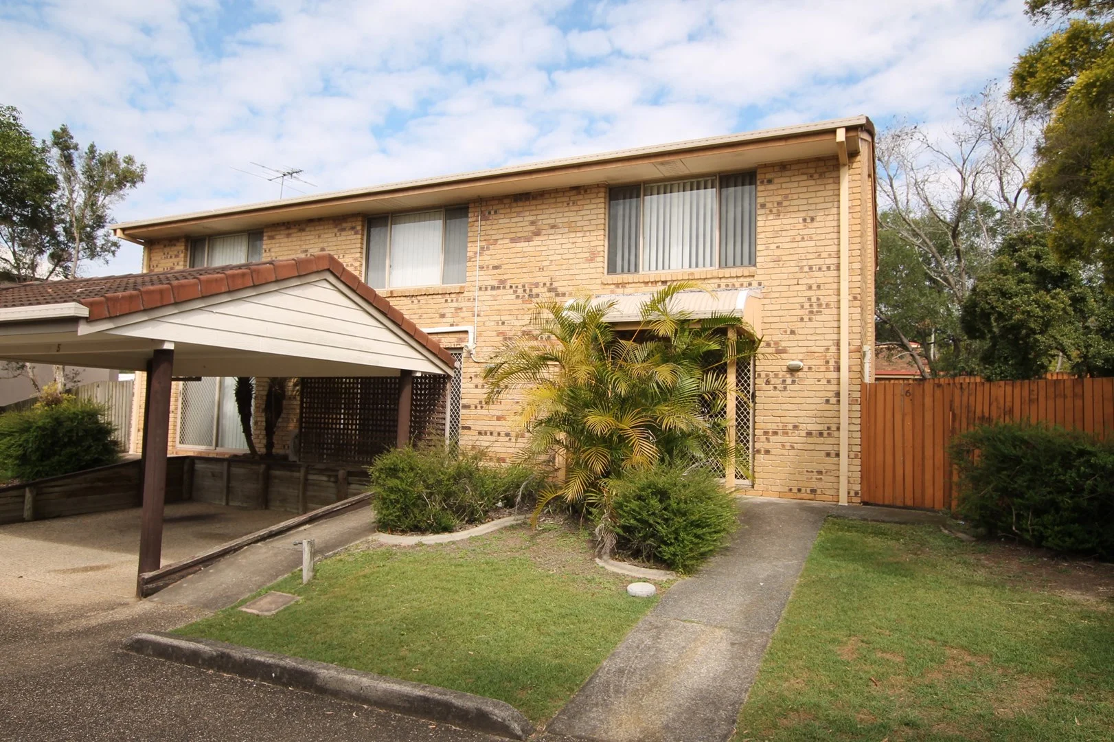 6/2 Tingi Avenue, Tanah Merah QLD 4128