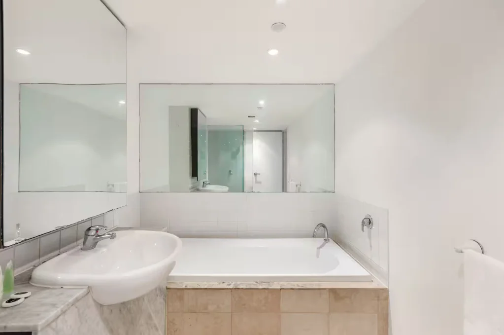 Additional image 18 of 305/118 Russell Street, Melbourne VIC 3000