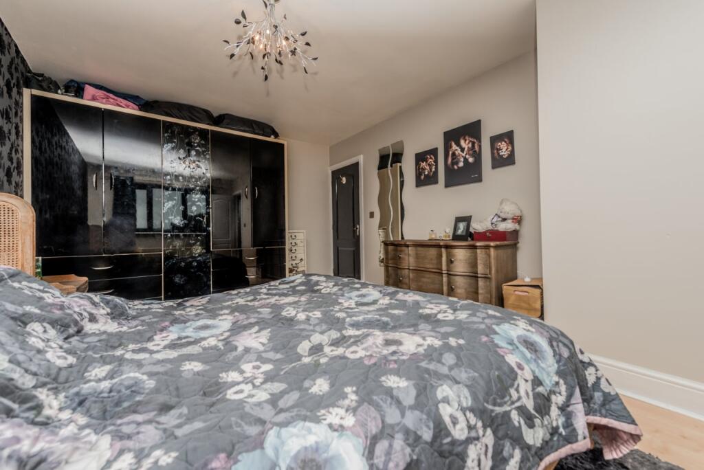 Additional image 11 of Scott Lane, Gomersal, Cleckheaton, West Yorkshire, BD19