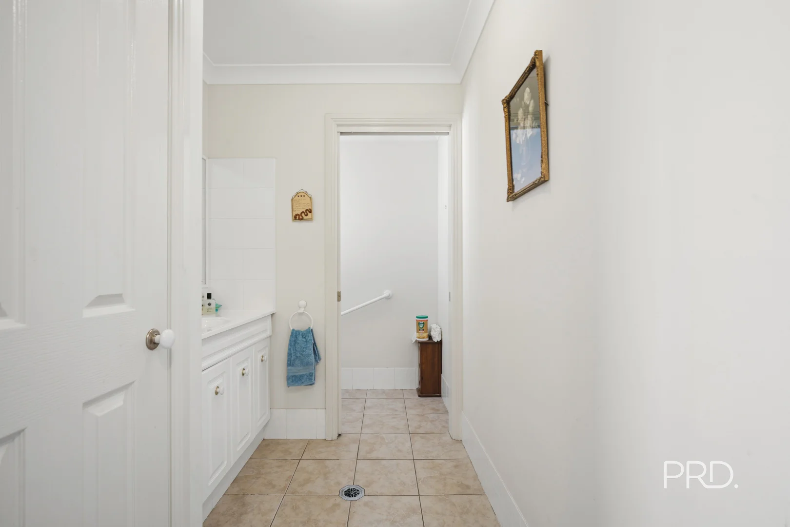 Additional image 15 of 1 Roberts Way, Kooringal NSW 2650