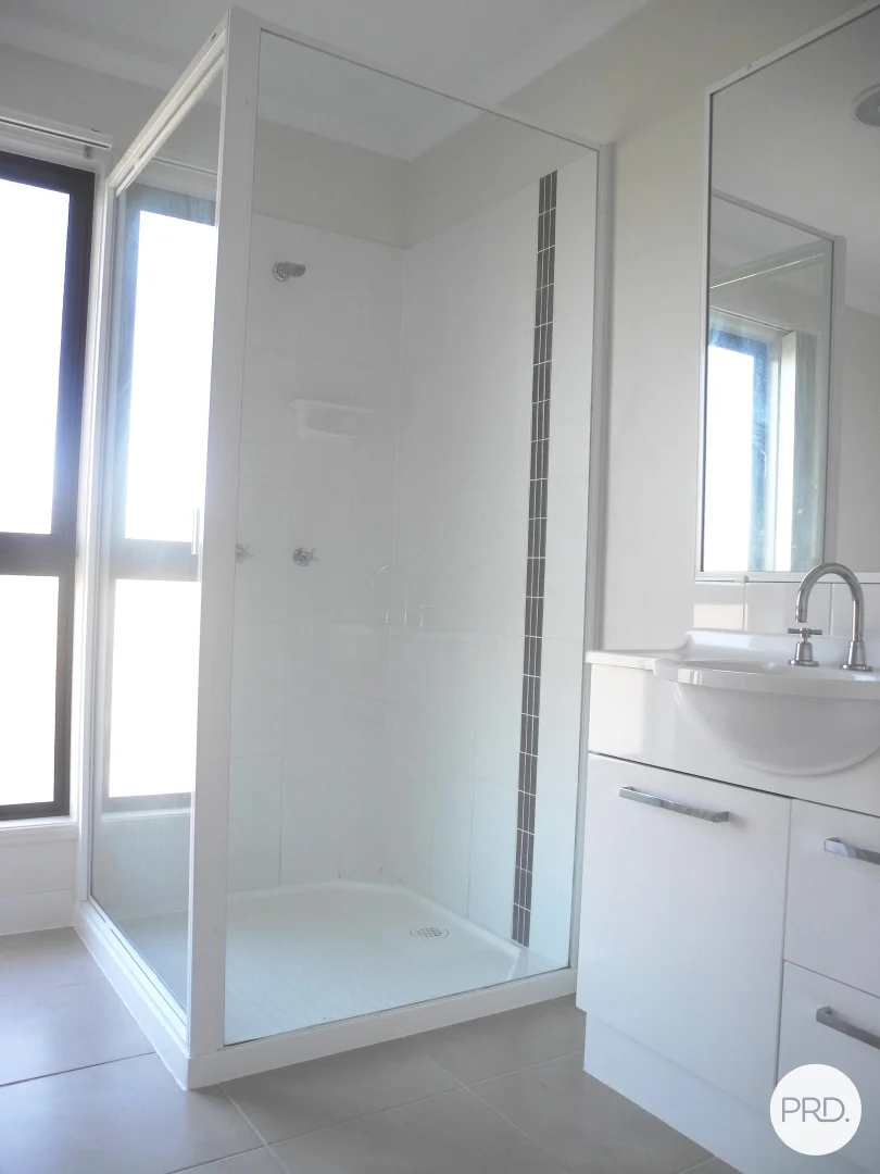 Additional image 10 of 2/10 Arthur Street, Boyne Island QLD 4680
