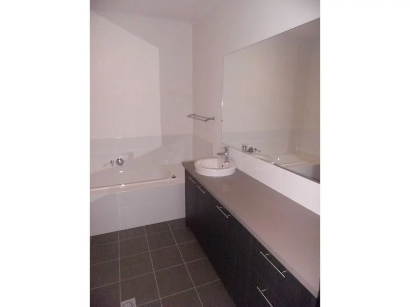 Additional image 6 of 2/20 Hewitt Avenue, Footscray VIC 3011