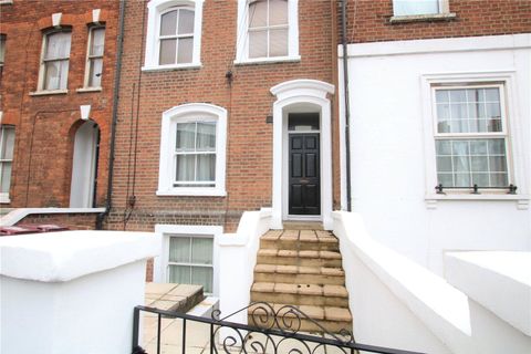 Russell Street, Reading, Berkshire RG1