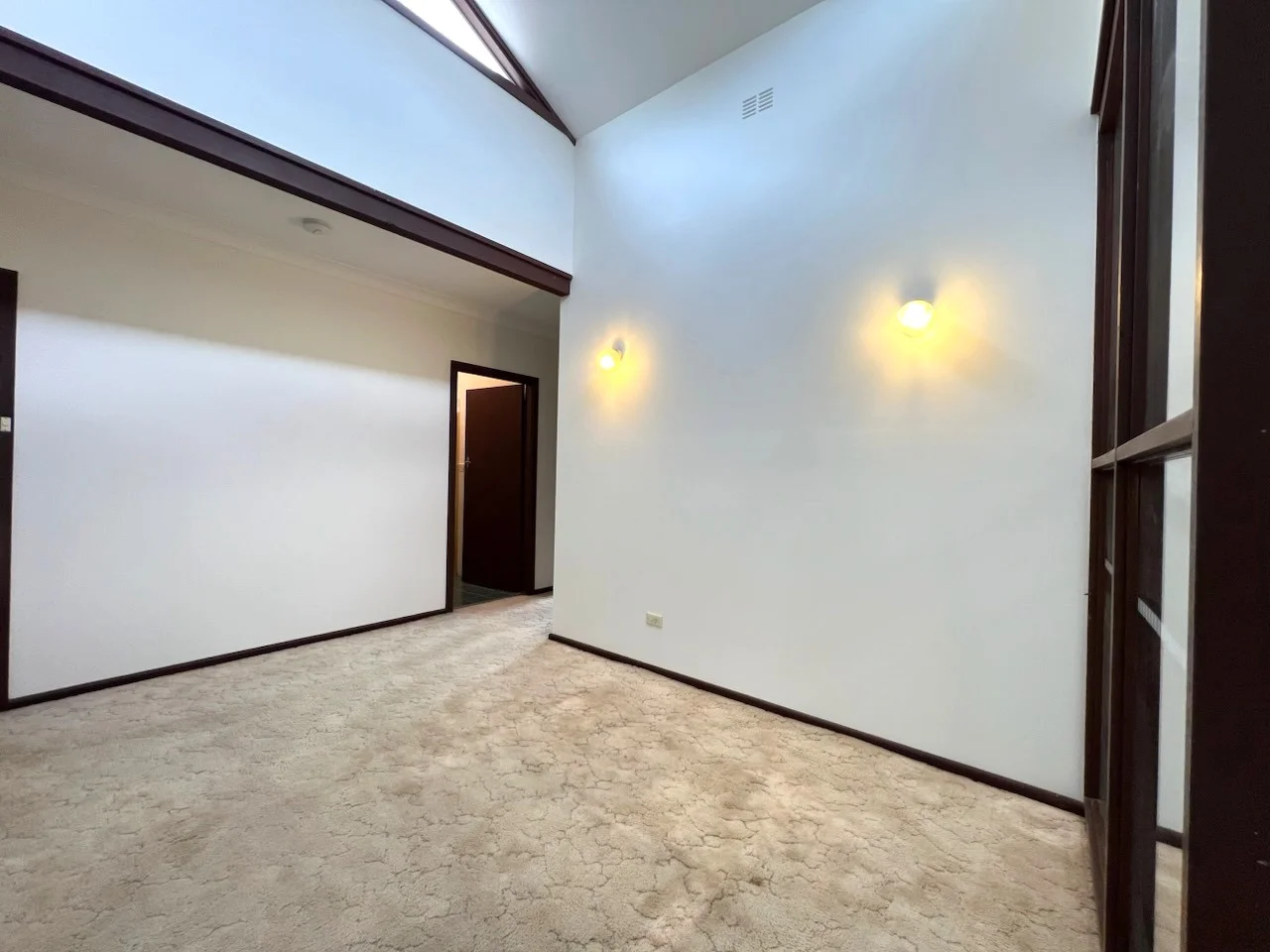 Additional image 3 of 201 Kiewa Street, South Albury NSW 2640