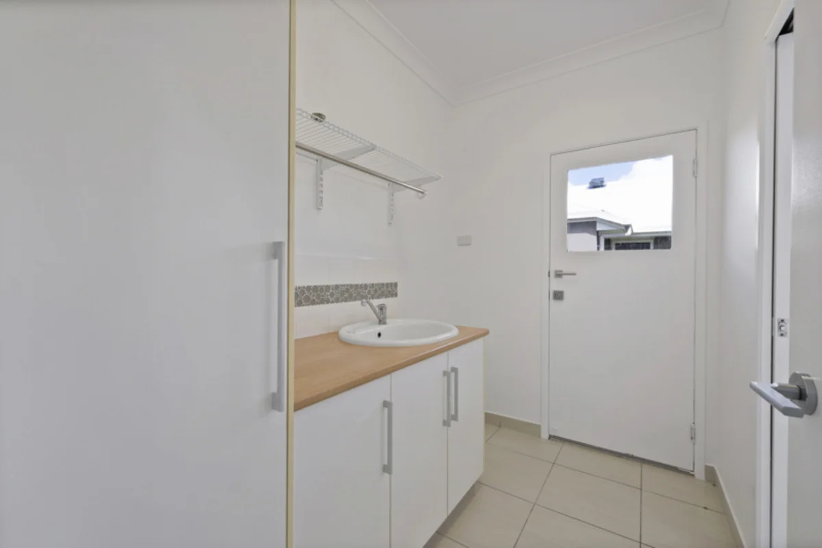 Additional image 9 of 29 Montgomery Street, Rural View QLD 4740