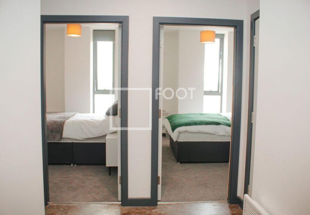Modern 2BR Apartment w/ City Views – High Point photo 5