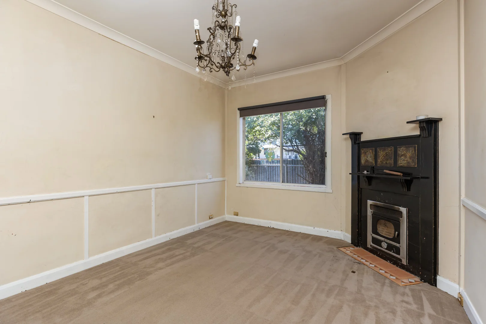 26 Elizabeth Street, Junee NSW 2663 photo 5