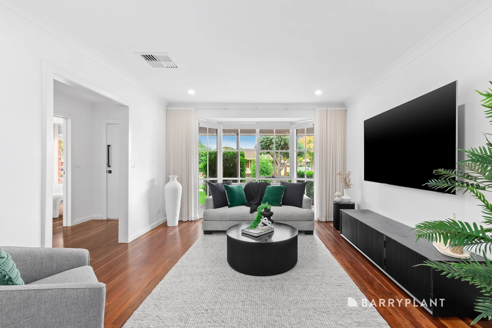 Additional image 3 of 1 Hawthorn Court, Mill Park VIC 3082