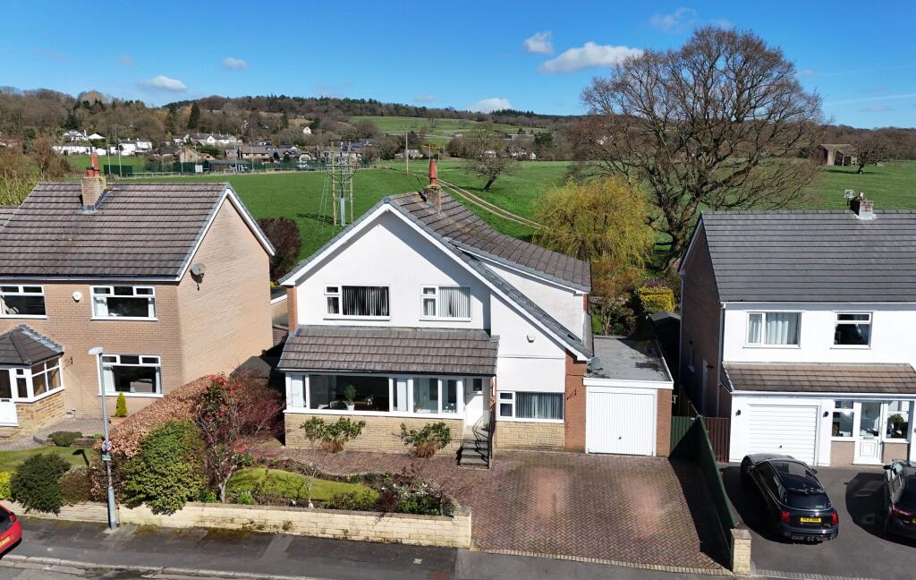 Carleton Avenue, Simonstone, BB12