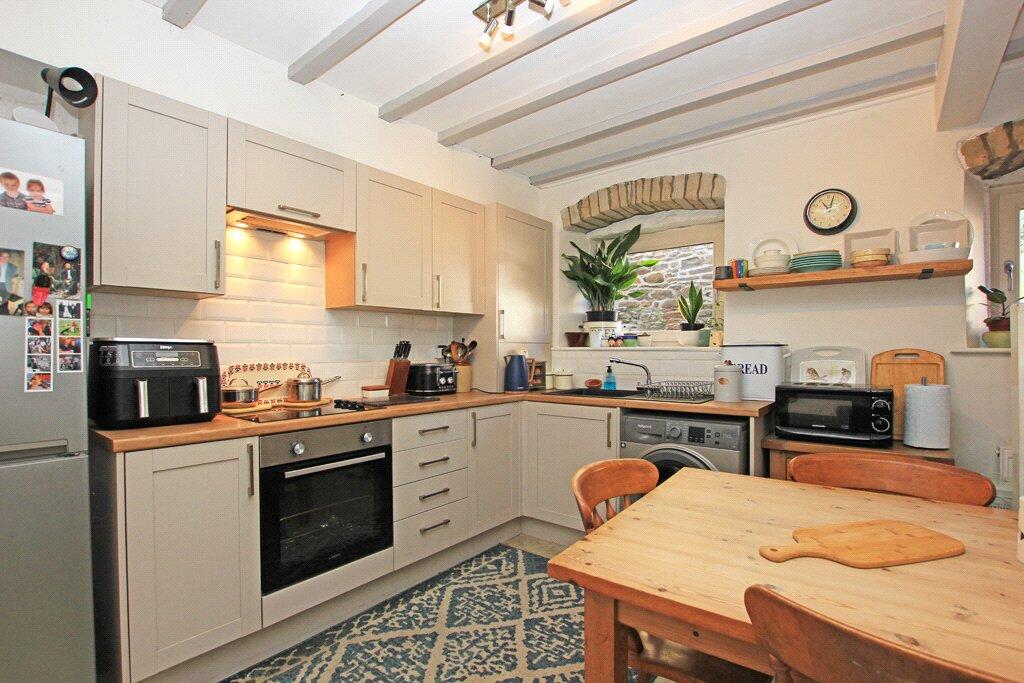 10 King Street, Cononley, BD20 8LH photo 5