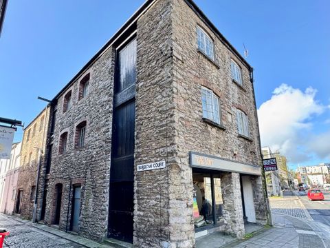 Barbican Court, Plymouth PL4