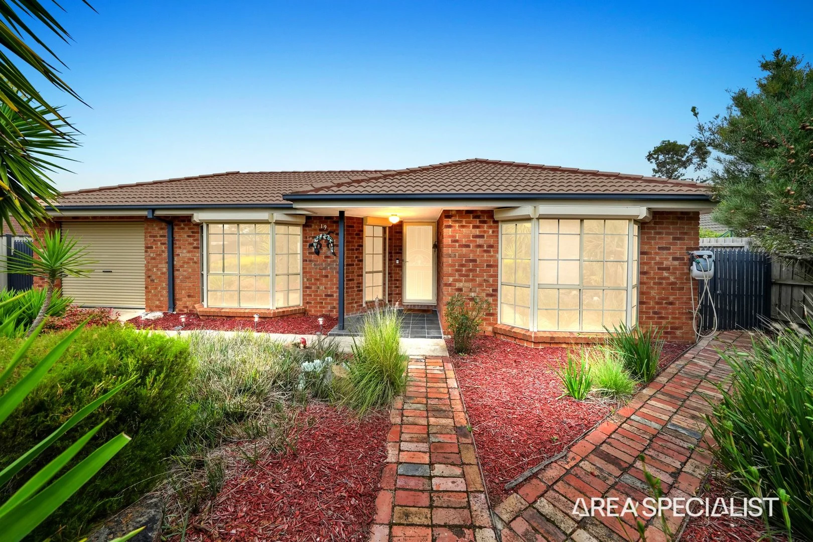 19 Greenhills Drive, Kurunjang VIC 3337