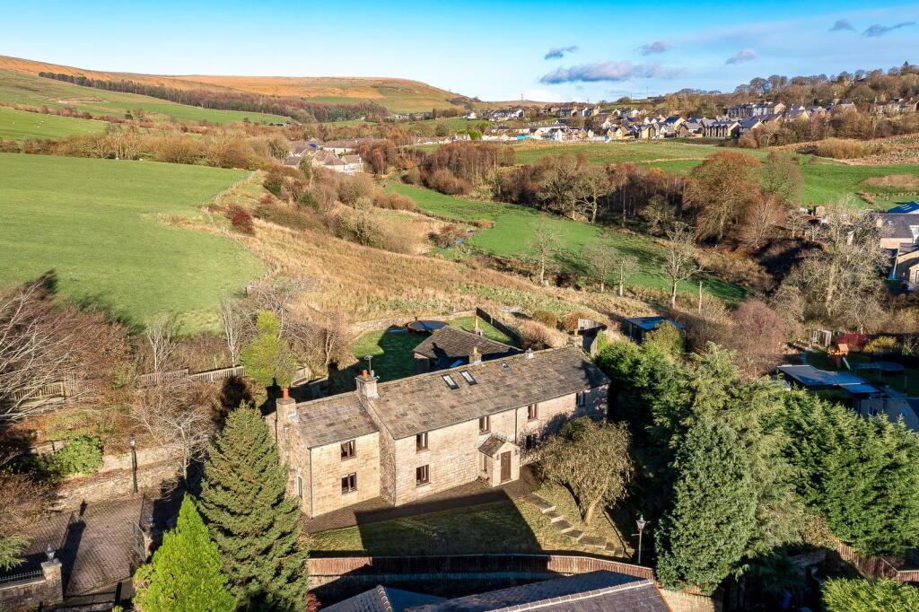 Sliven Clod Road, Rossendale, BB4 8UG photo 2