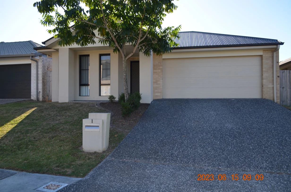 1 Perry Place, Coomera QLD 4209