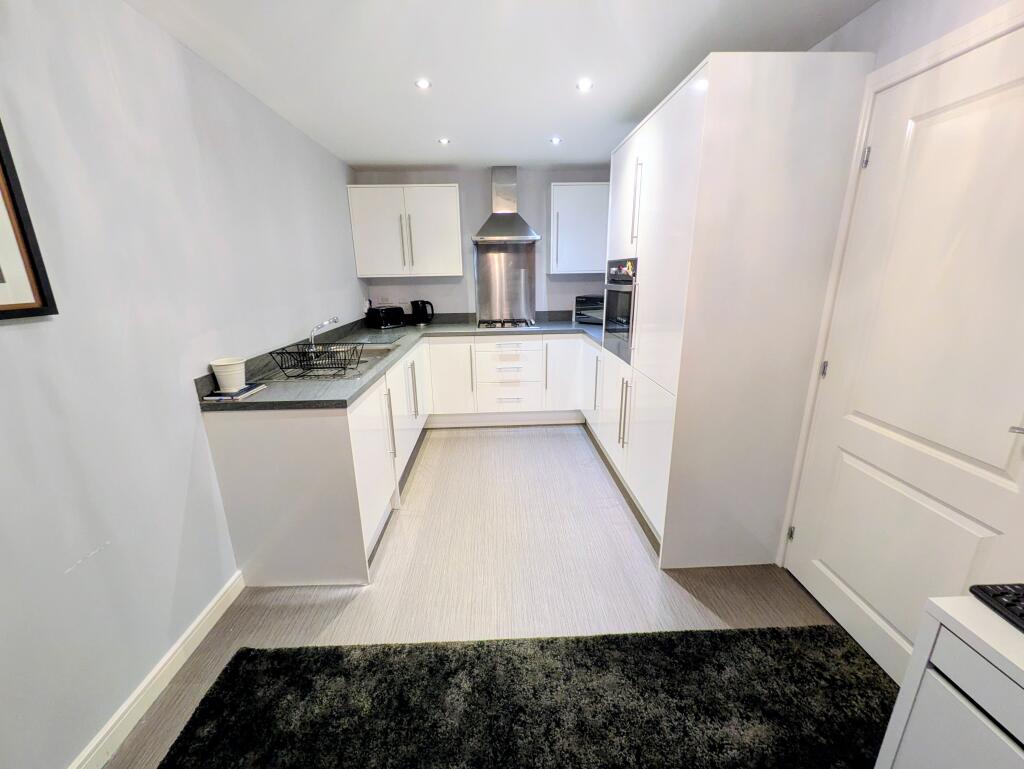 Additional image 3 of Harrowins Farm Drive, Bradford, BD13
