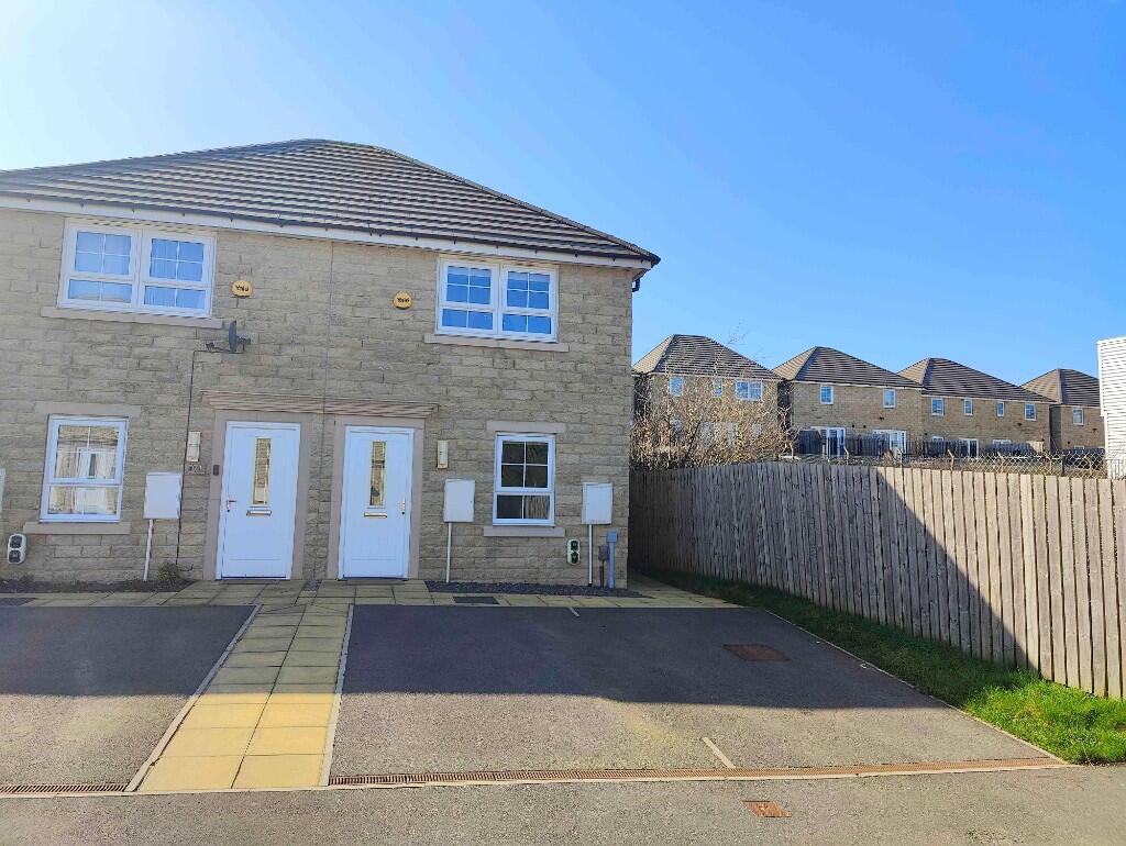 73 Fetlock Drive, Fagley, Bradford, BD2 3FH