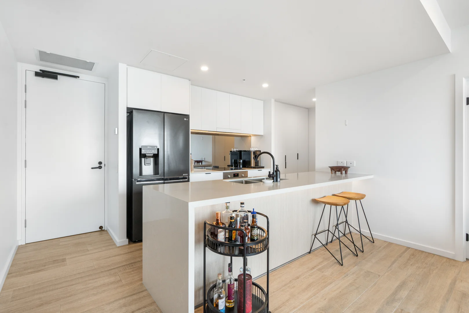 Additional image 8 of 901/2 Mawarra Street, Palm Beach QLD 4221
