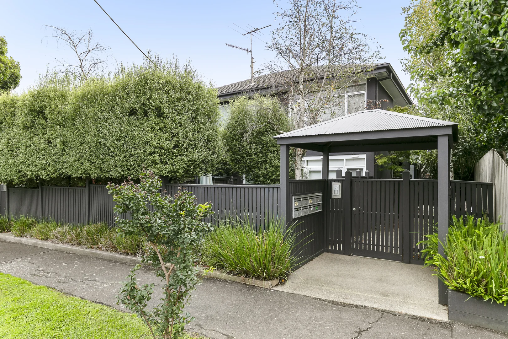 Additional image 7 of 4/27 Grove Road, Hawthorn VIC 3122