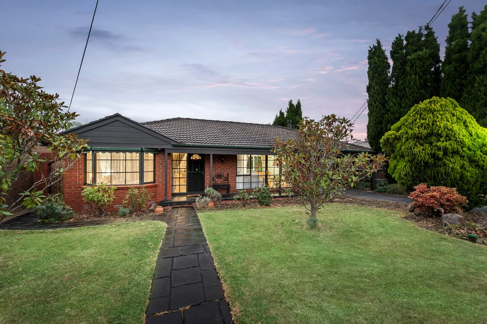 38 Coonawarra Drive, Vermont South VIC 3133