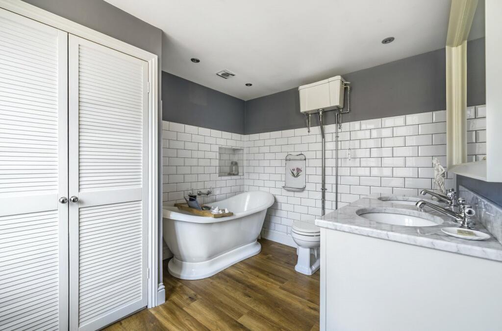 Additional image 12 of Silver Street, Wincanton, Somerset, BA9