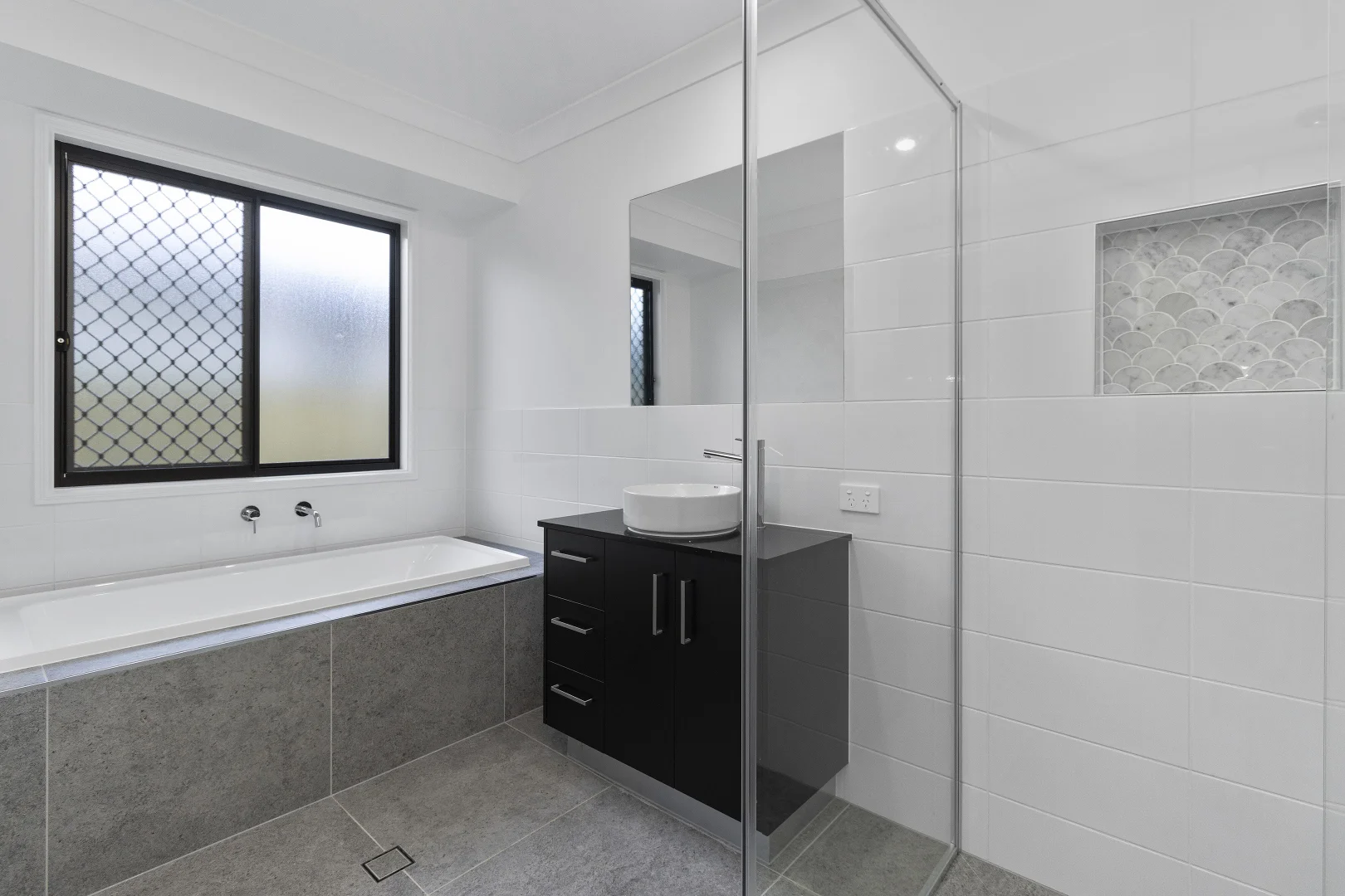 Additional image 10 of Walloon QLD 4306