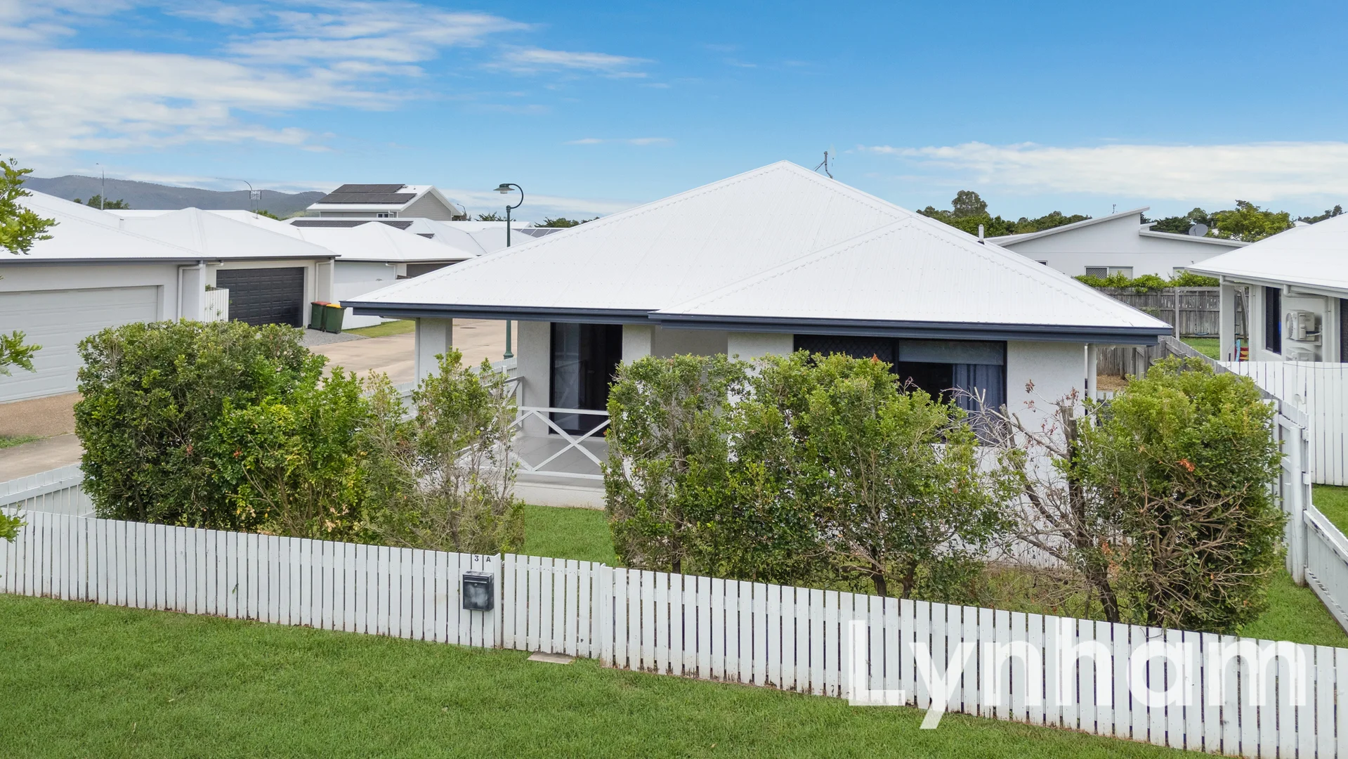 3 Wainscot Street, Shaw QLD 4818 photo 2