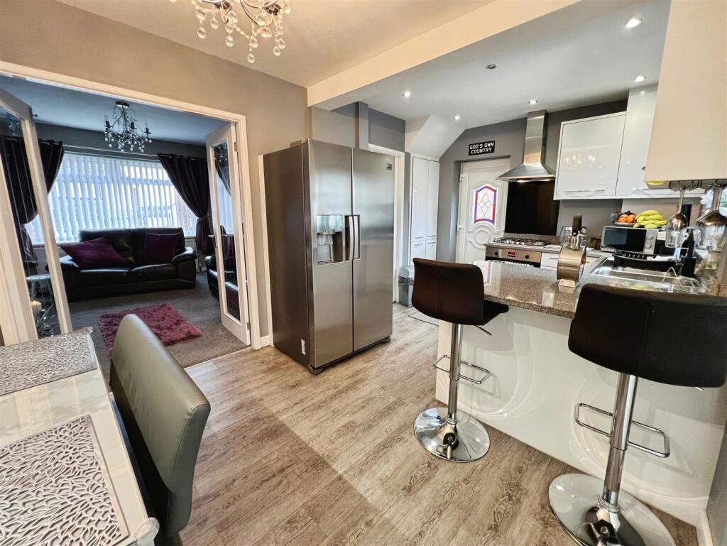 Additional image 12 of Hall Avenue, Bradford, BD2 2DT