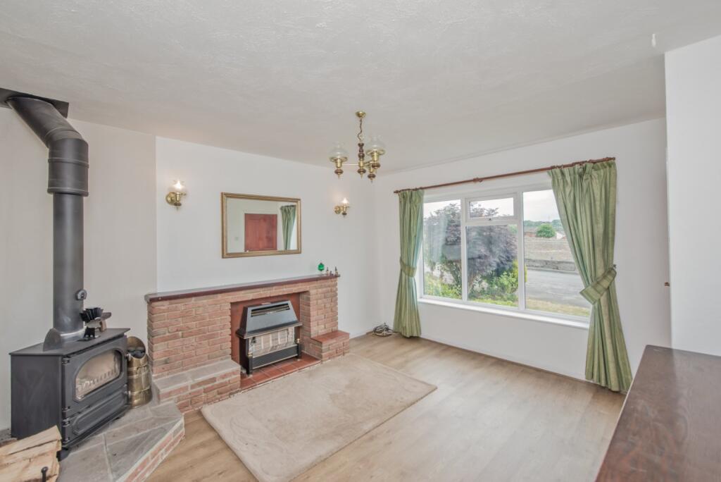 Additional image 3 of Links Avenue, Hunsworth, Cleckheaton, West Yorkshire, BD19
