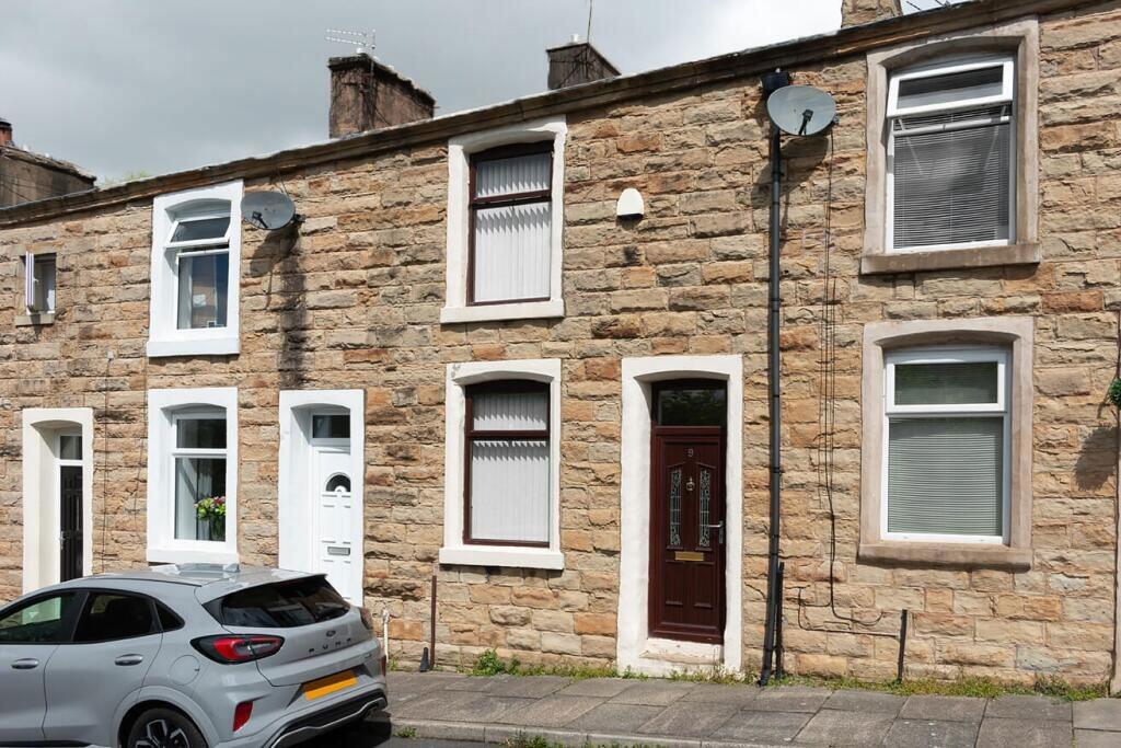 Rycliffe Street, Padiham, Burnley, Lancashire, BB12 8NW
