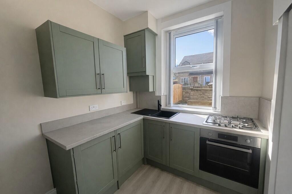 Station Road, Clayton, Bradford photo 4
