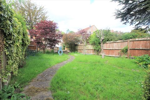 Yarmouth Road, Thorpe St Andrew NR7