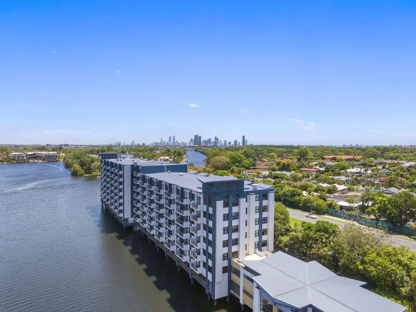 122/25 Lake Orr Drive, Robina QLD 4226