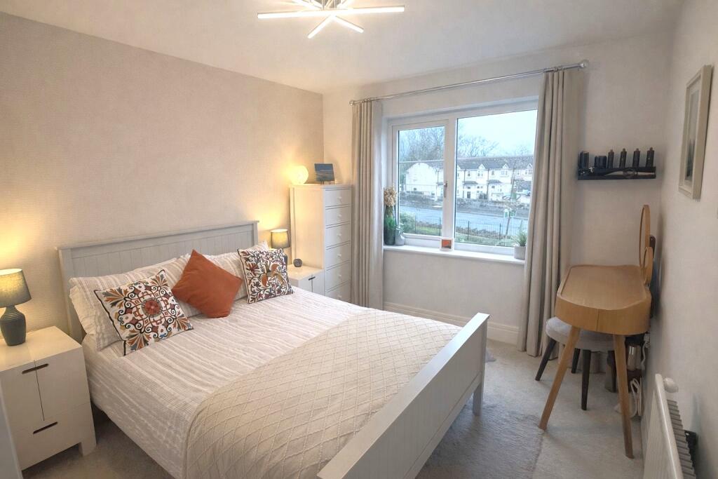 Valley View Drive, Apperley Bridge, Bradford photo 5