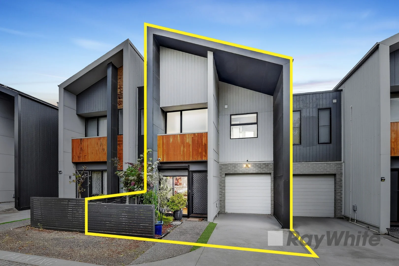 7 Jacks Place, Dandenong VIC 3175