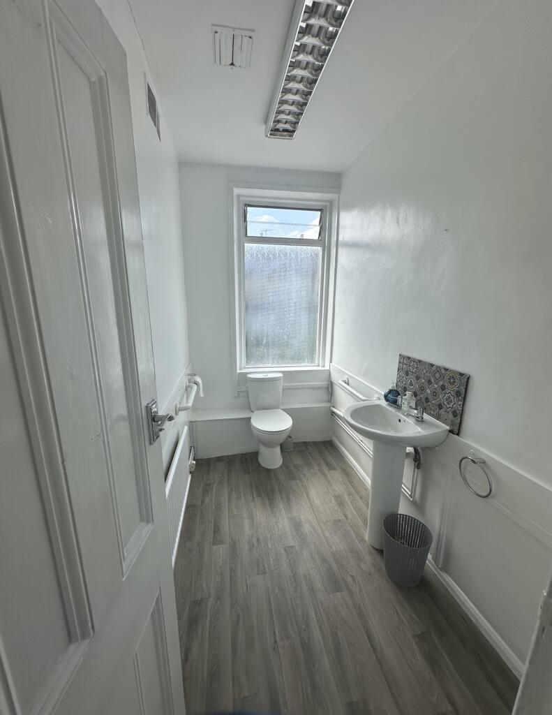 Additional image 2 of 203 Bingley Road BD18 4DH Room 3