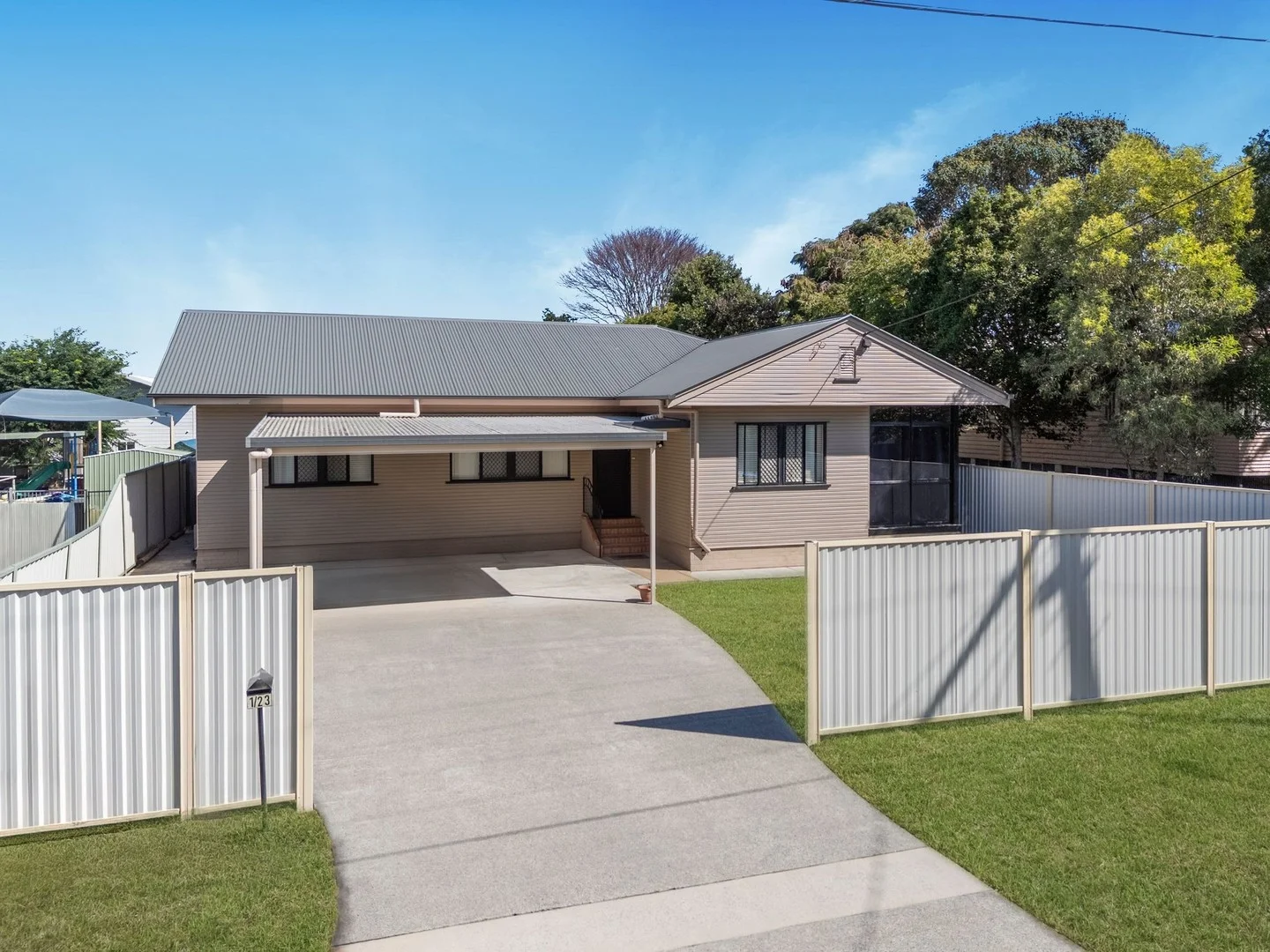 1/23 Eileen Street, Booval QLD 4304