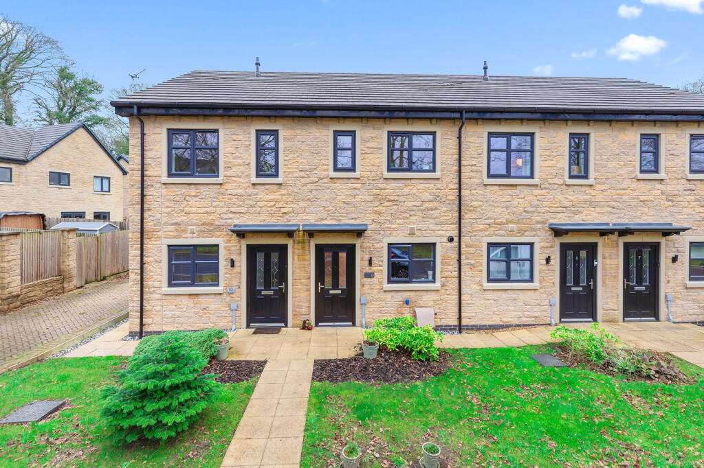 Lund Avenue, Glusburn, North Yorkshire, BD20 8FN
