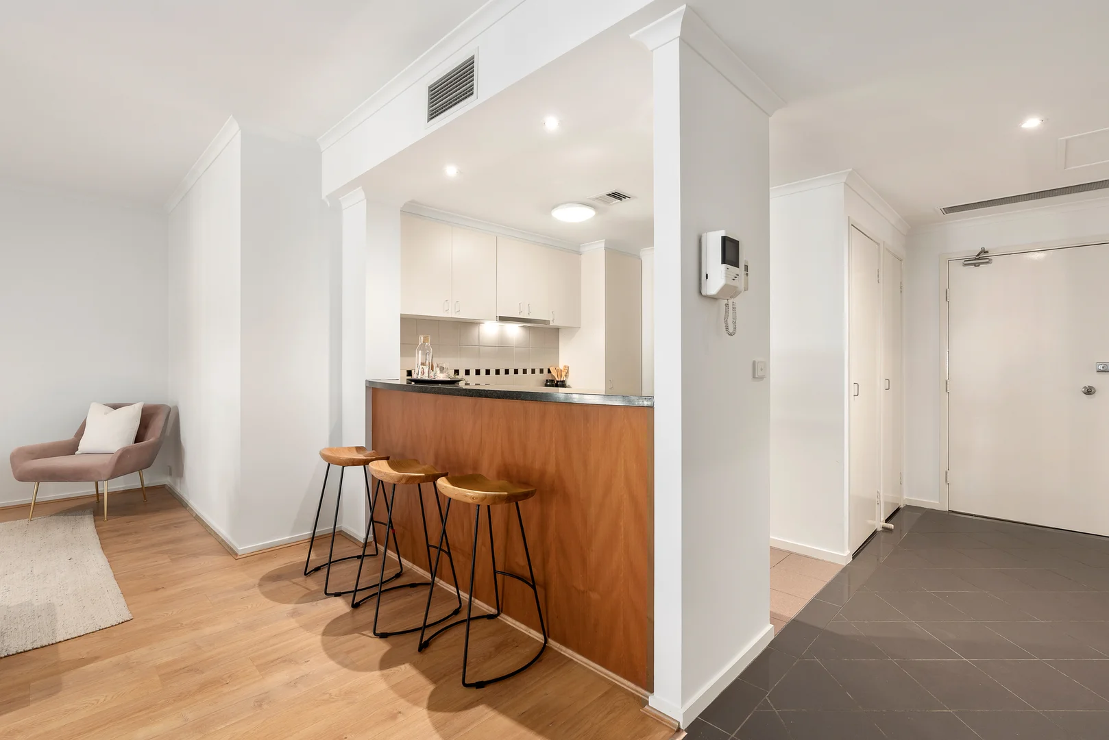 Additional image 5 of 207/26 Queens Road, Melbourne VIC 3004