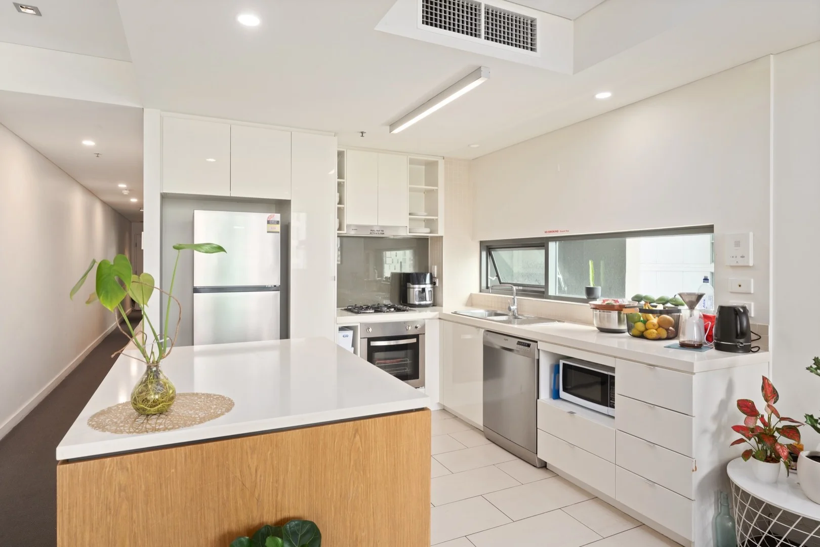 1203/109 Astor Terrace, Spring Hill QLD 4000 photo 2