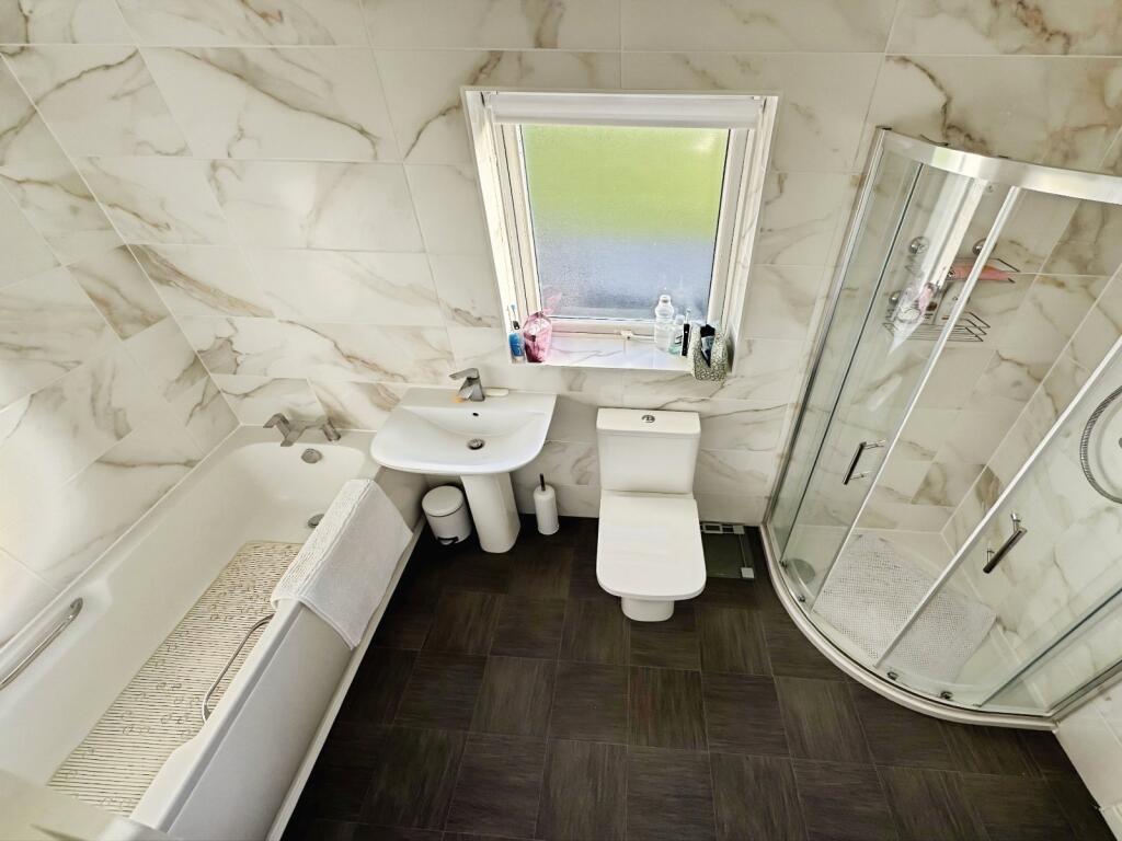 Additional image 9 of Hunsworth Lane, Cleckheaton, BD19