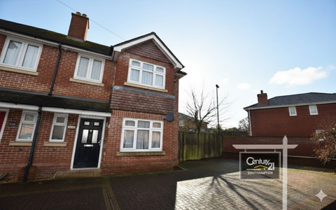 |Ref: R213491|, St. James Road, Southampton SO15