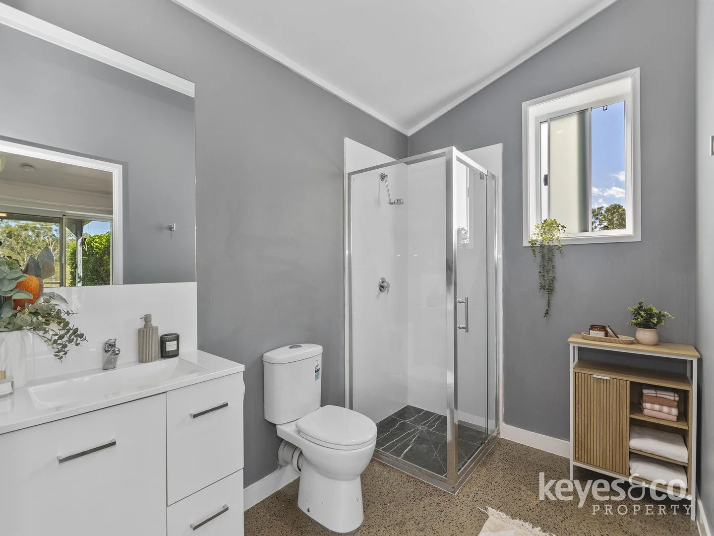 Additional image 11 of 6 Bernborough Court, Kelso QLD 4815