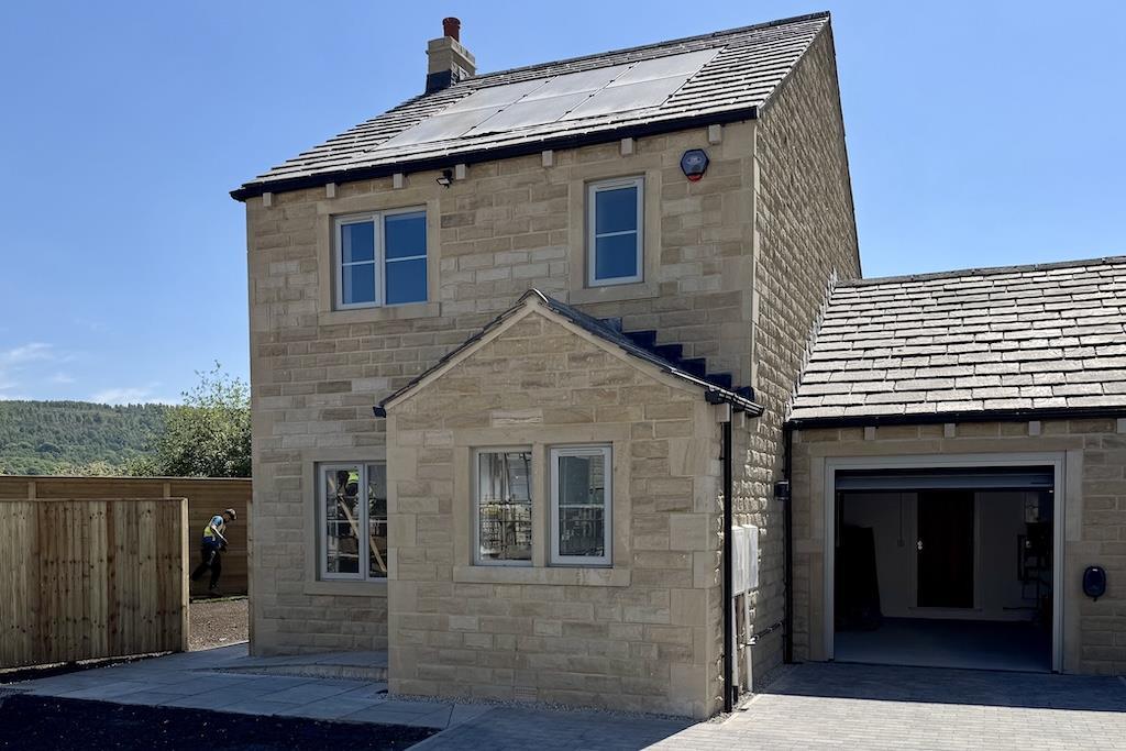 Lakeside Gardens, Foulridge, Colne