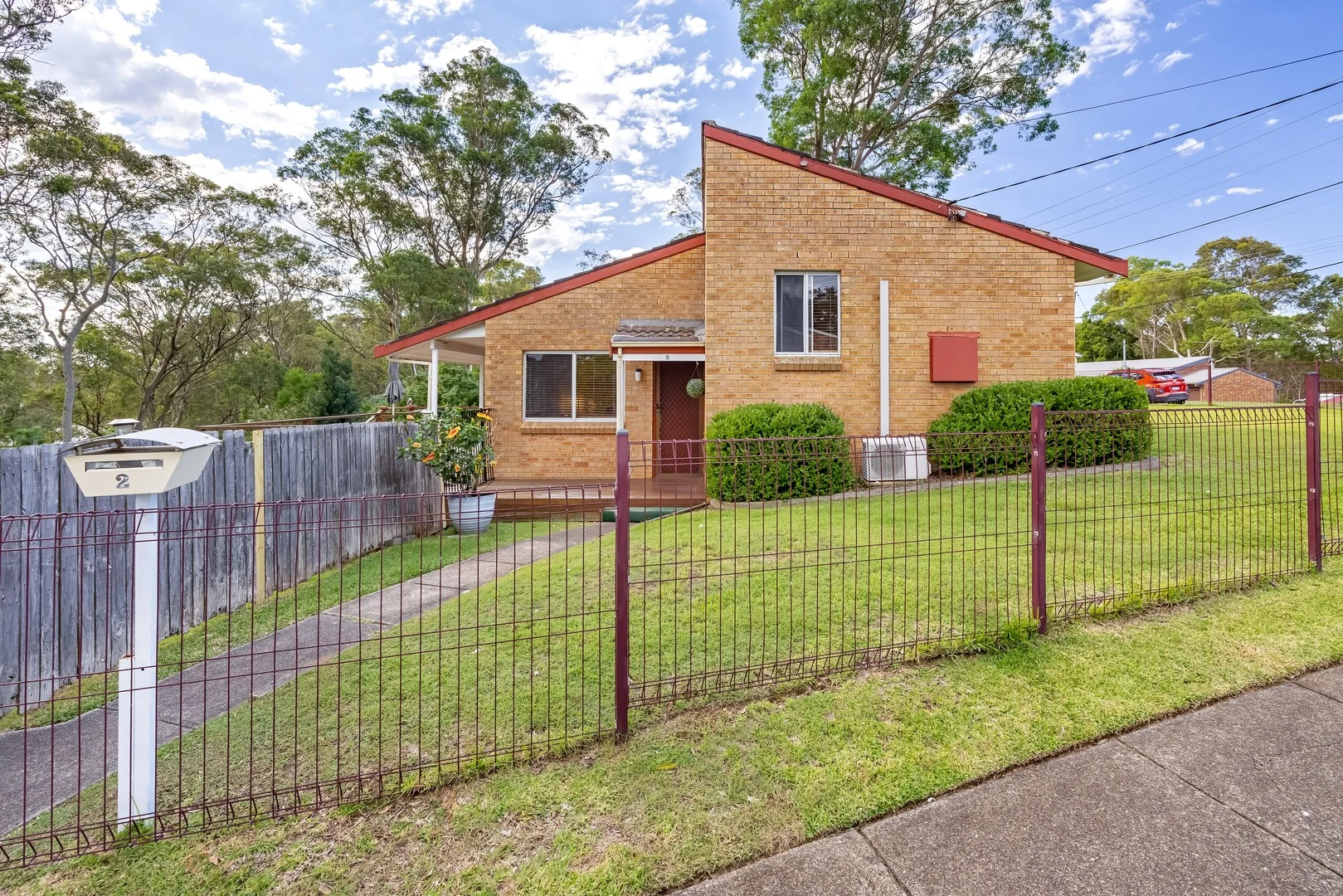 2 Glen Mitchell Street, Bolton Point NSW 2283