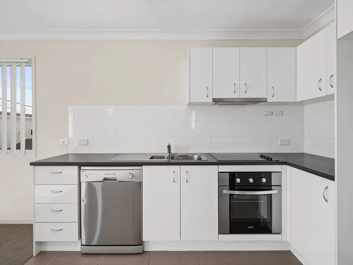 Additional image 3 of 2/128 Worthing Street, Wynnum QLD 4178