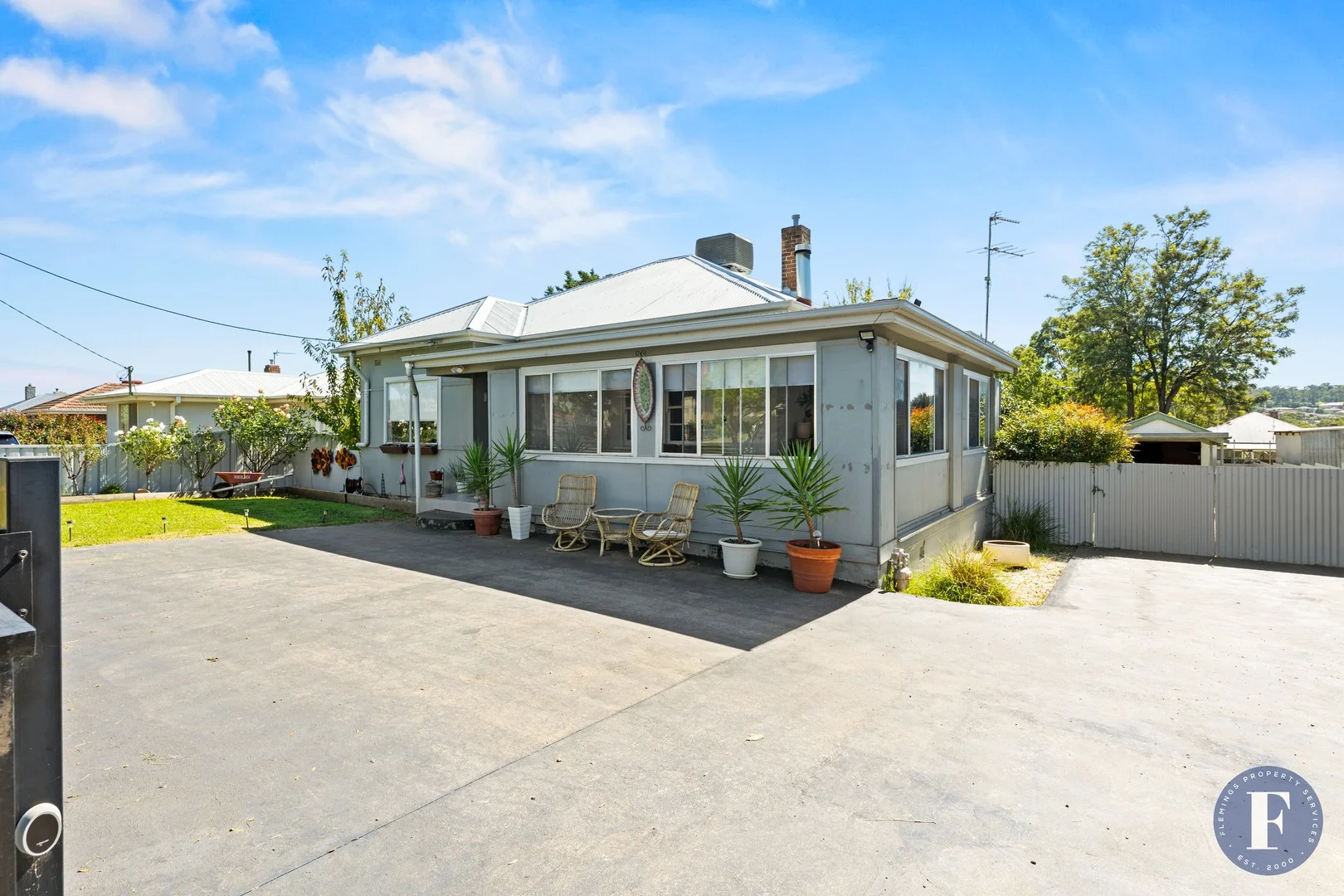 37 Currawong Street, Young NSW 2594