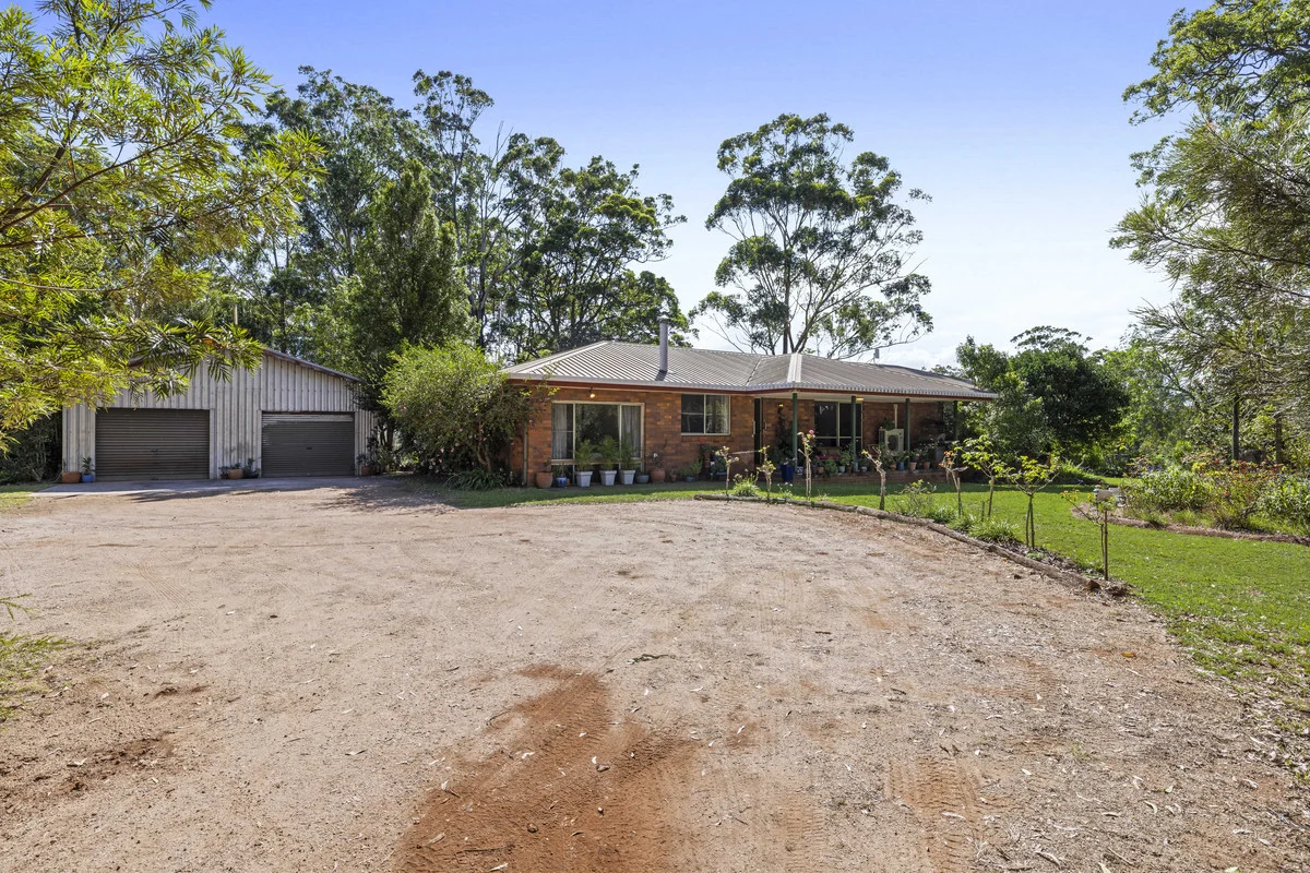 15 Brennan Road, Hampton QLD 4352