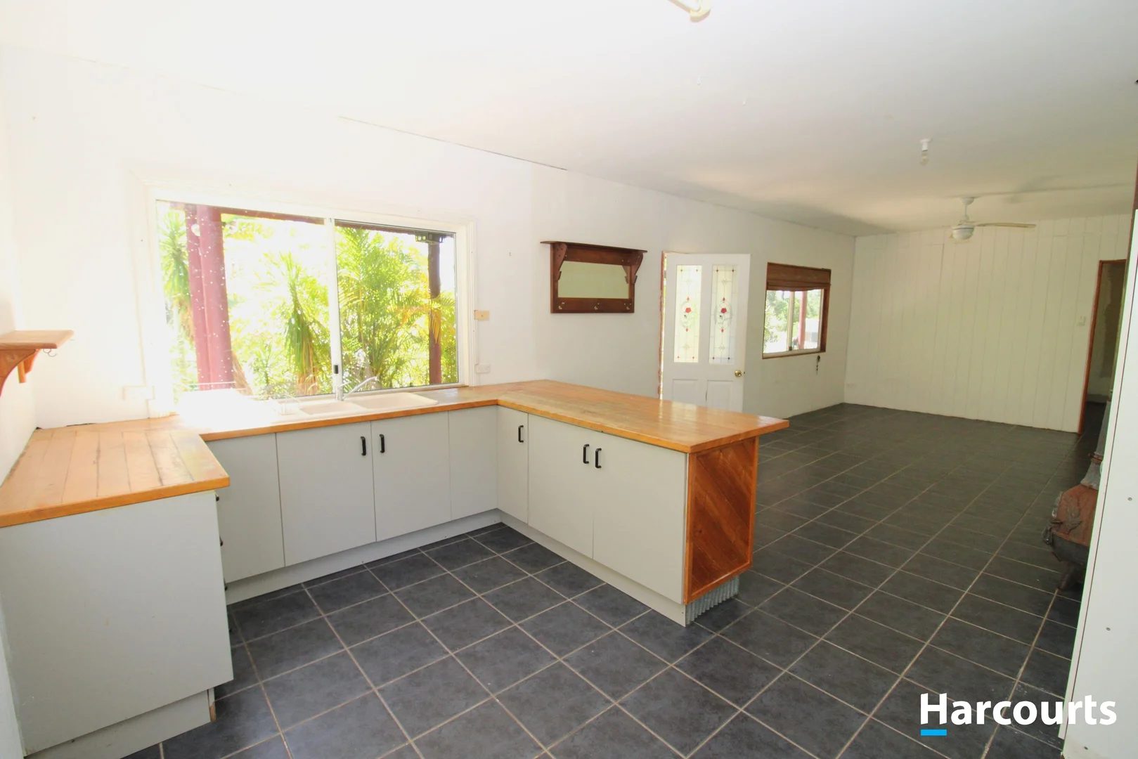261 River Road, Bungadoo QLD 4671 photo 3