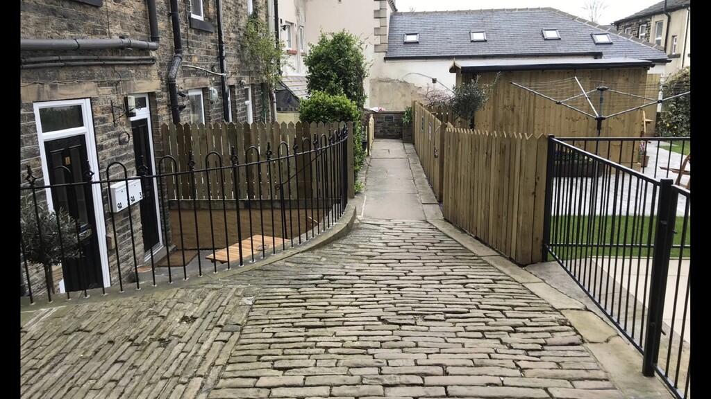 Additional image 5 of Westgate, Cleckheaton