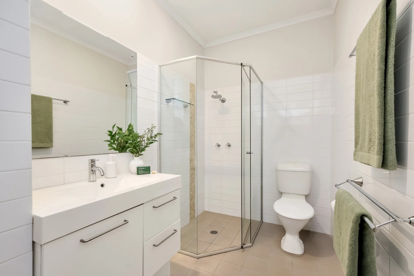 Additional image 13 of 73 Patrick Crescent, Saratoga NSW 2251